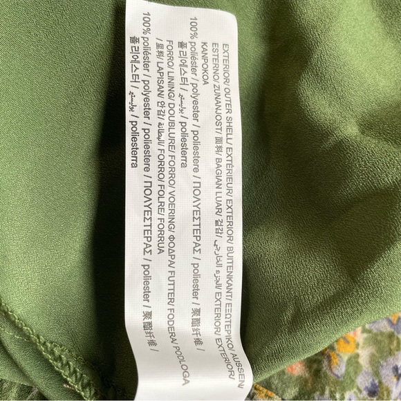 Zara Ditsy Floral Pleated Chiffon Effect Balloon Sleeve Top Size S - Picture 8 of 11